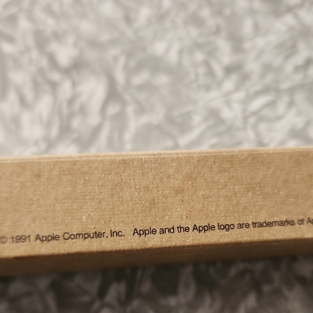 Apple Silver Computer Microphone - Picture 8 of 9